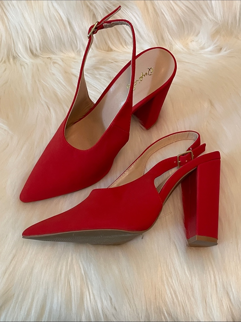 Qupid Red Pointed Toe Slingback Block Heel Pumps 7.5